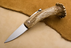 folding knife with antler