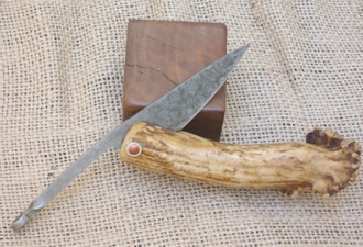 folding knife with antler